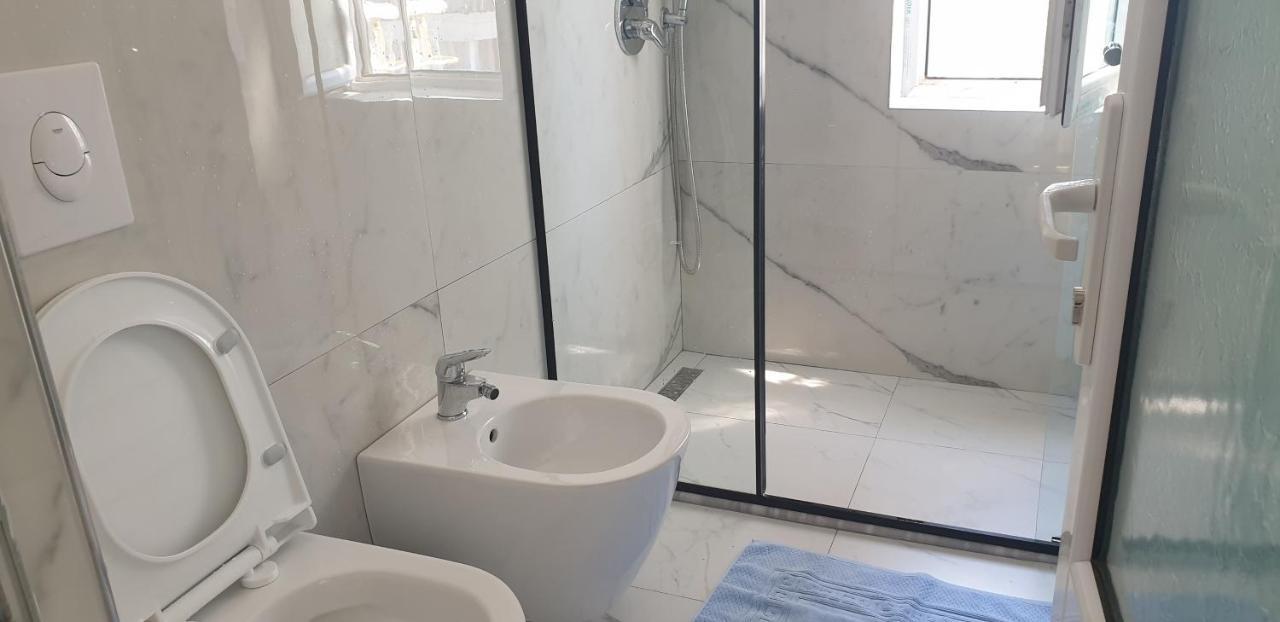 Sea View New Apartment Durres Ngoại thất bức ảnh