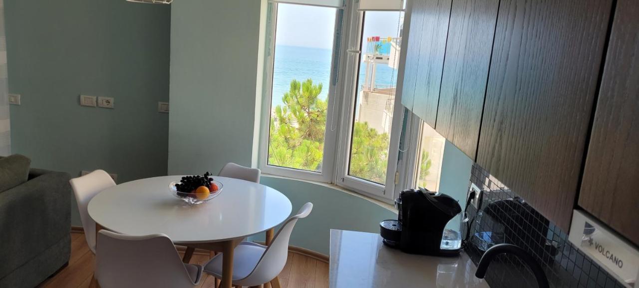 Sea View New Apartment Durres Ngoại thất bức ảnh